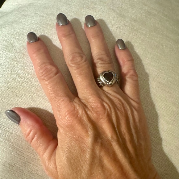 Pre-loved Brighton ‘Prima Donna’ Sterling Silver and Garnet Ring. Size 6 - Picture 9 of 12